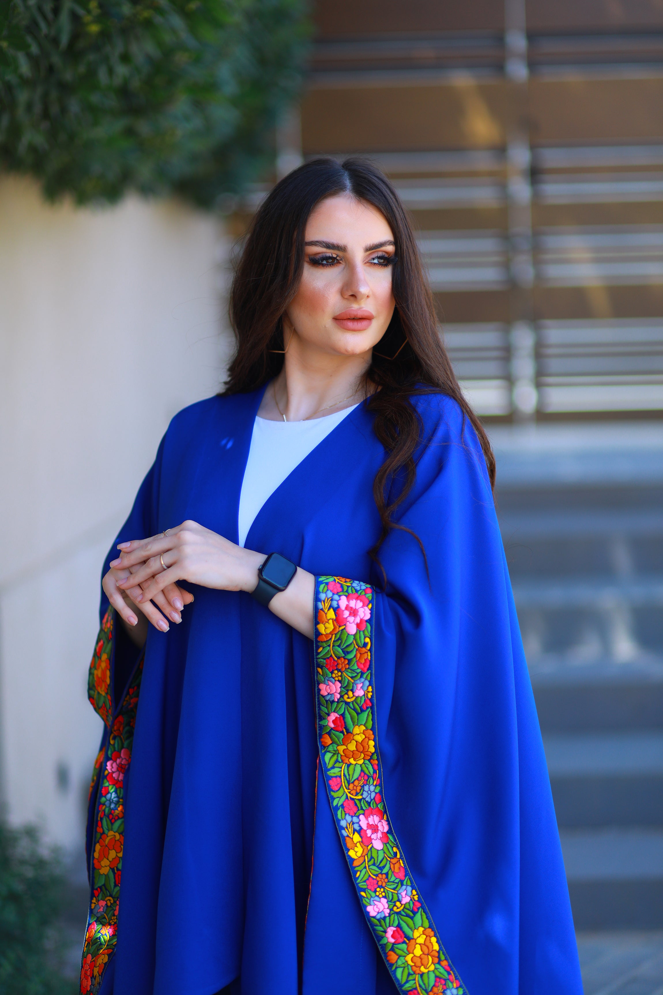 Lilies Abaya